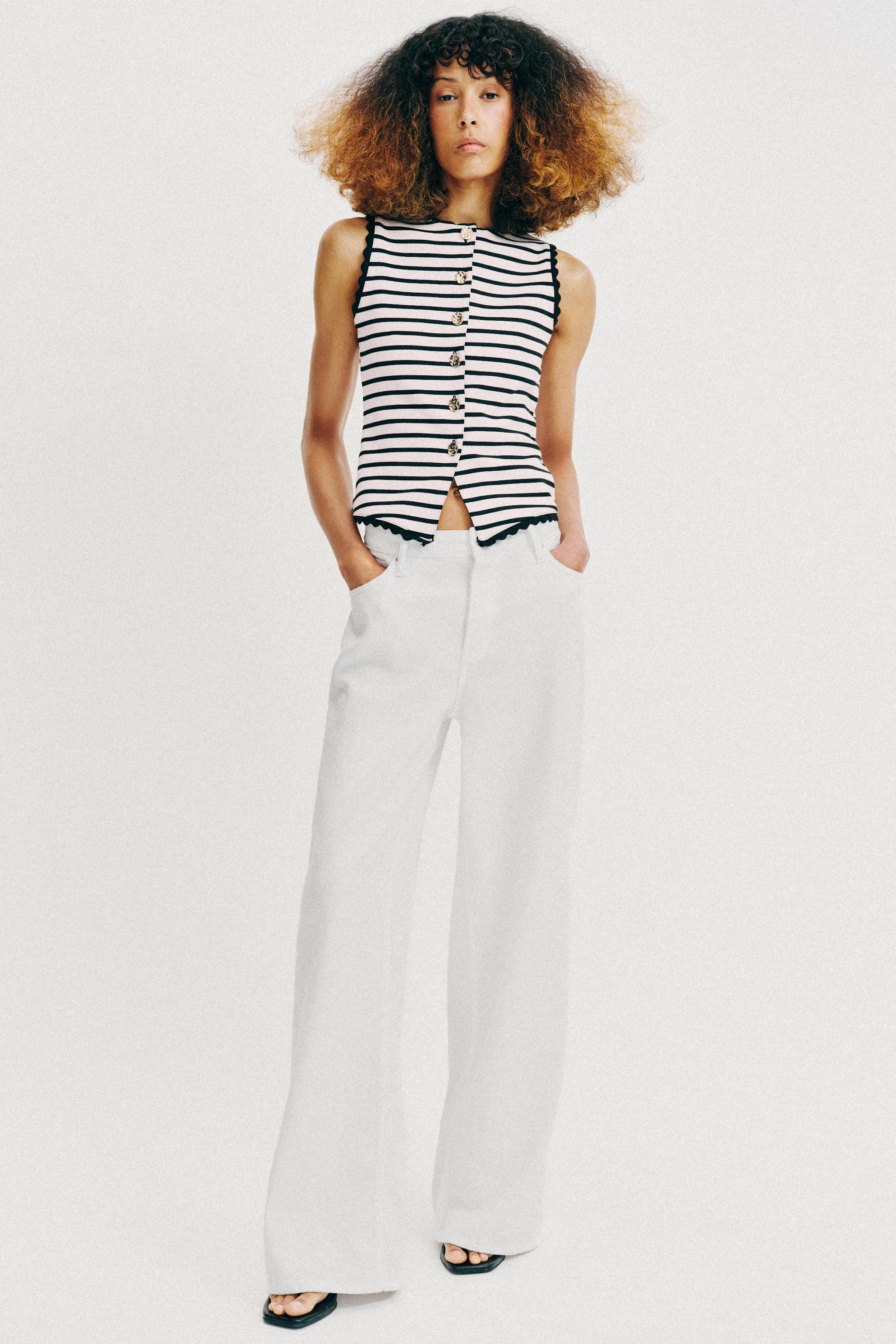 STRIPED BUTTON VEST TOP